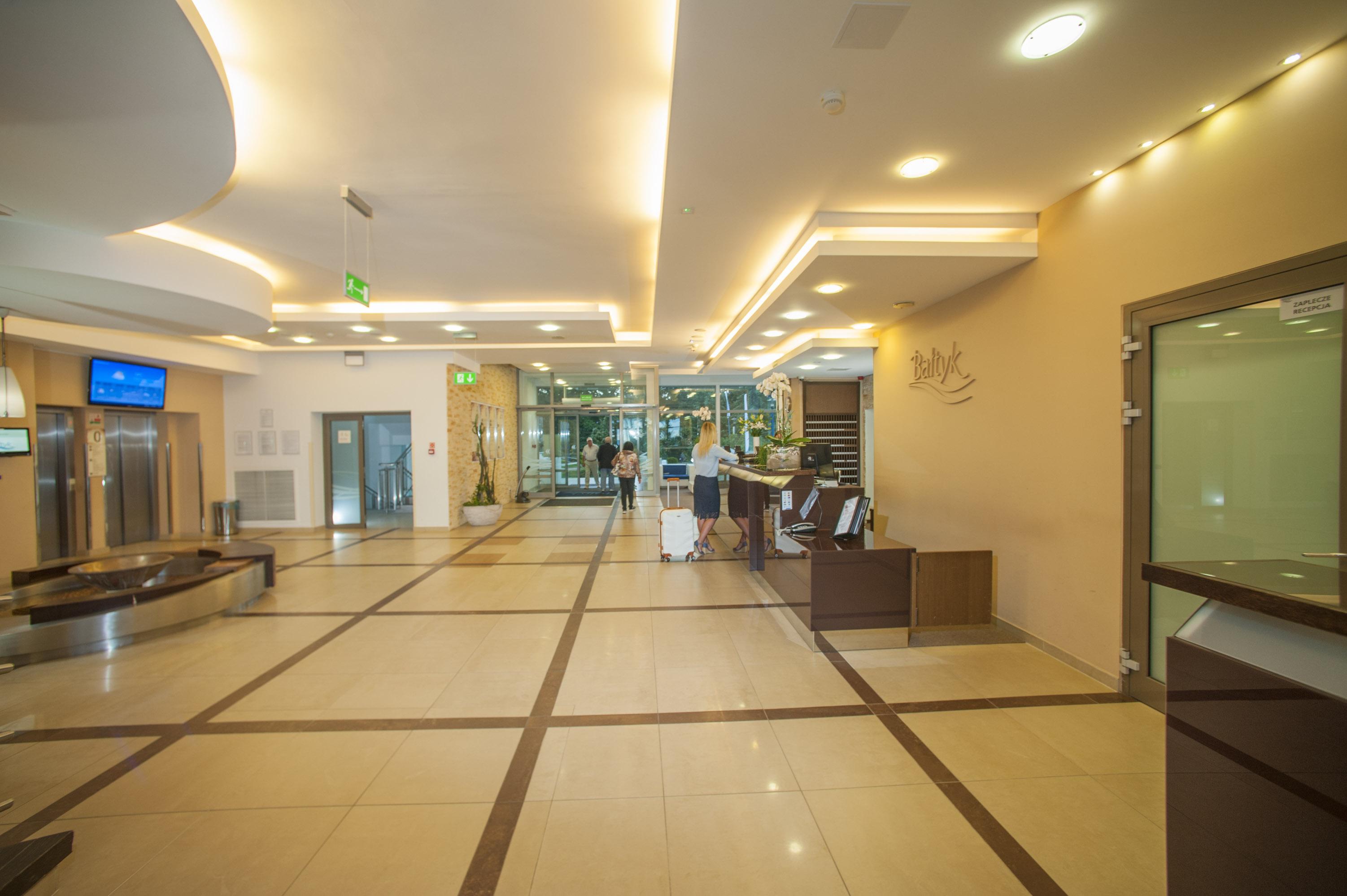 Sanatorium Uzdrowiskowe Baltyk Hotel Kolobrzeg Ngoại thất bức ảnh